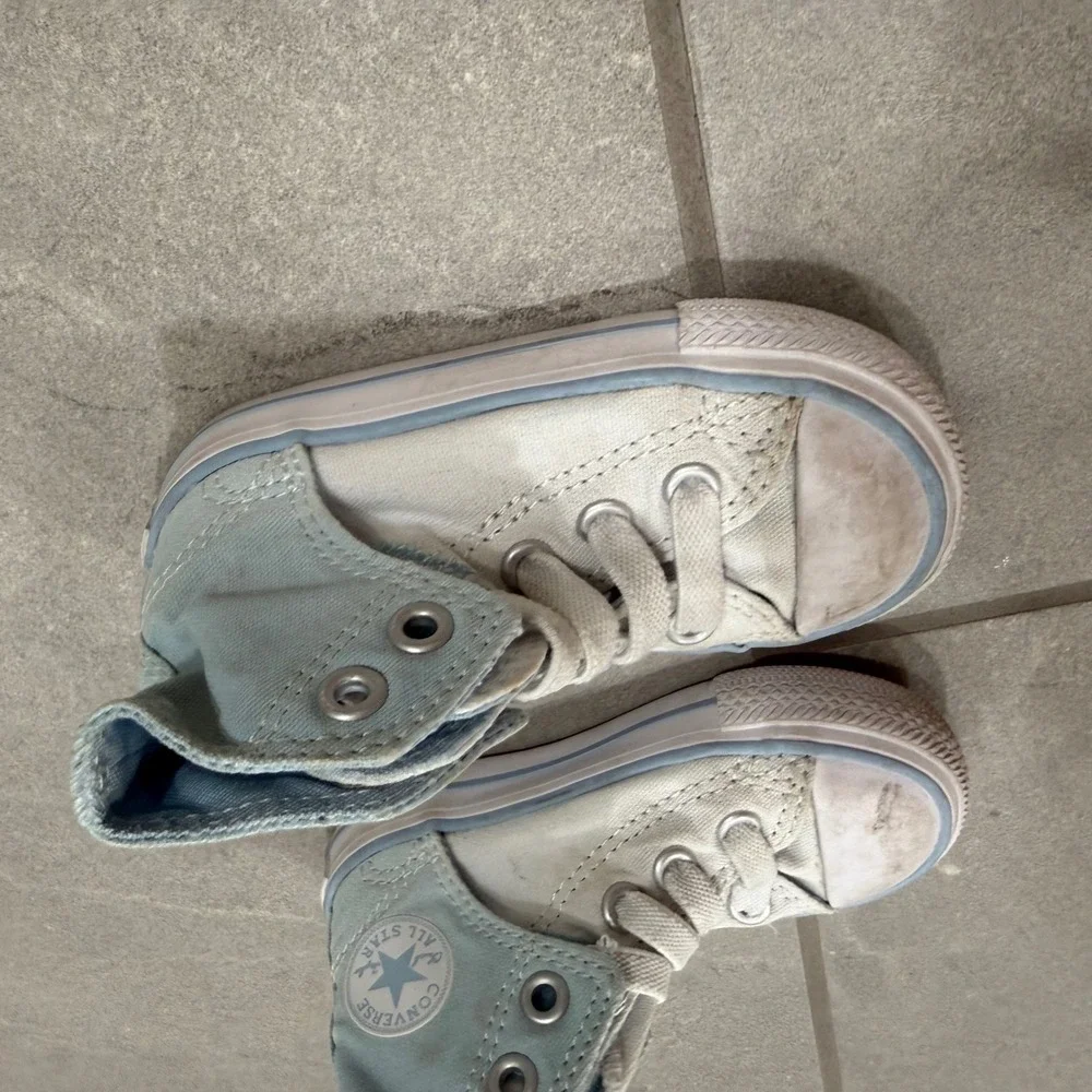 Converse Chuck Taylor All Star Infant Size 5 High Top Sneakers Blue 752584F